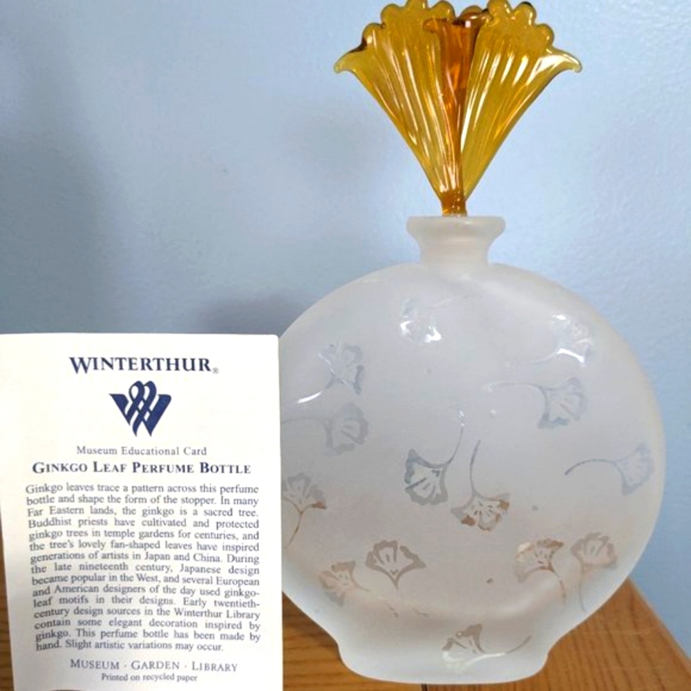 WINTERTHUR GINKGO LEAF PERFUME BOTTLE